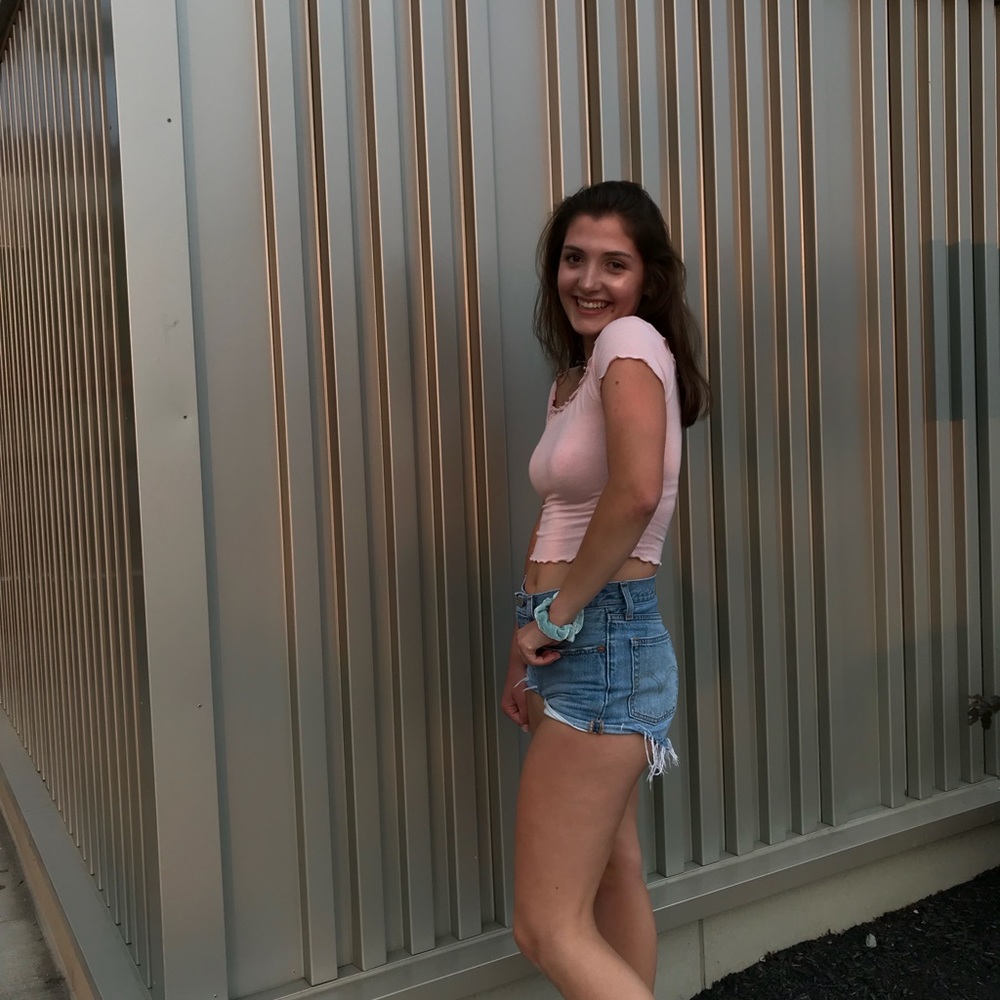 Meet your Posher, Kaitlyn